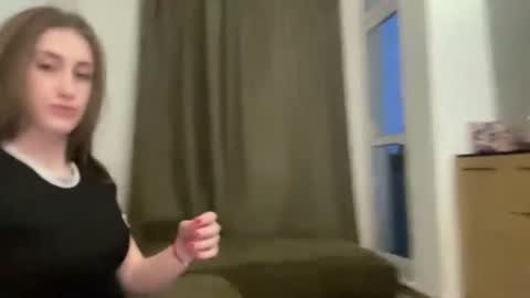 walkiria19 online show from 04-16-26, 05:47