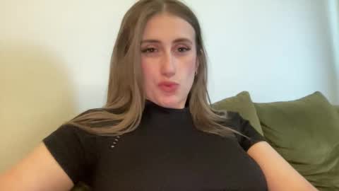walkiria19 online show from 04-30-26, 05:41
