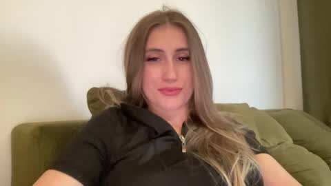 walkiria19 online show from 07-14-26, 06:46