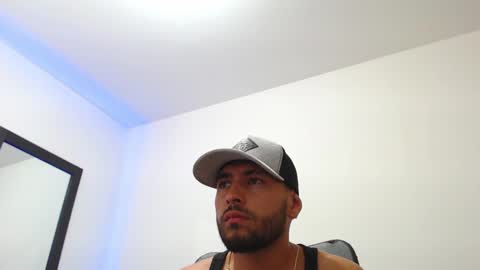 Snapshot of walter_brownn01 chatting on 01-20-25, 07:04 WALTER BROWN online show from 01-20-25, 07:04