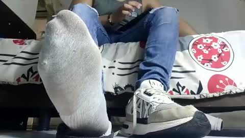 Snapshot of waltherfeet_ chatting on 05-31-26, 07:37 WaltherFeet online show from 05-31-26, 07:37