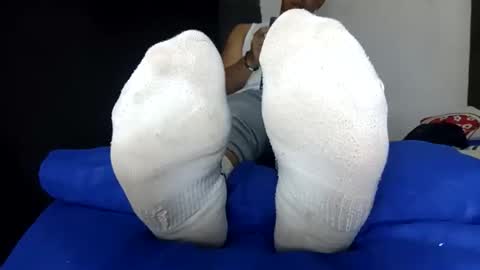 Snapshot of waltherfeet_ chatting on 06-07-26, 03:21 WaltherFeet online show from 06-07-26, 03:21