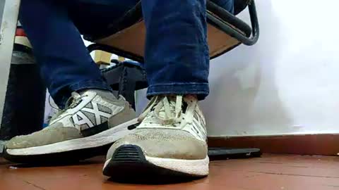 Snapshot of waltherfeet_ chatting on 06-19-26, 06:34 WaltherFeet online show from 06-19-26, 06:34