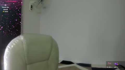 walton_abieca_ online show from 07-20-26, 08:33