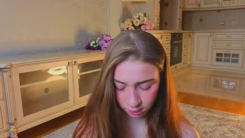hello guys im Lilian online show from 10-15-25, 03:06