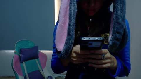 Wanda online show from 03-12-26, 12:00