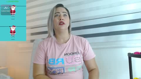 Snapshot of wandahairymilf chatting on 12-21-24, 03:25 Wanda online show from 12-21-24, 03:25