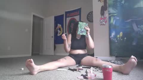 Snapshot of wandaxcosmo chatting on 05-18-26, 10:59 COSMOxWANDA online show from 05-18-26, 10:59