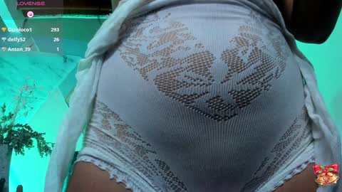 Snapshot of wandaxs69 chatting on 12-10-24, 11:08 wanda online show from 12-10-24, 11:08