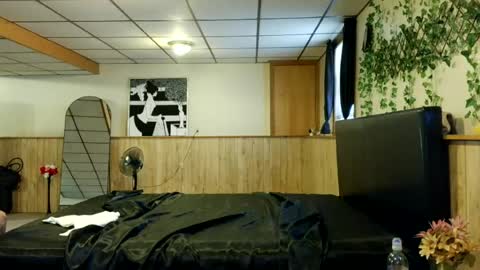 Snapshot of wanderlustgaal chatting on 07-02-26, 02:01 wanderlustgaal online show from 07-02-26, 02:01
