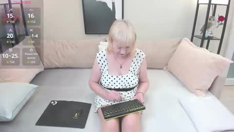 Snapshot of wanessaraso chatting on 09-26-25, 10:08 wanessaraso online show from 09-26-25, 10:08