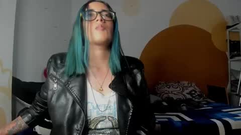 Snapshot of waningrosee chatting on 12-11-24, 10:16 Waningrose Lu online show from 12-11-24, 10:16