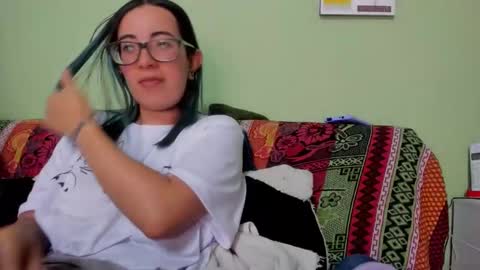 Snapshot of waningrosee chatting on 02-12-25, 07:56 Waningrose Lu online show from 02-12-25, 07:56