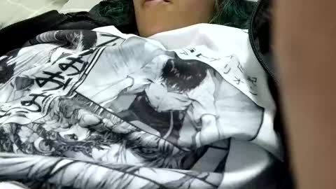 Snapshot of waningrosee chatting on 02-24-25, 12:52 Waningrose Lu online show from 02-24-25, 12:52