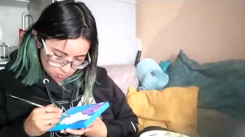 Snapshot of waningrosee chatting on 11-06-25, 02:40 Waningrose Lu online show from 11-06-25, 02:40