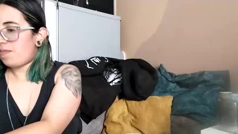 Snapshot of waningrosee chatting on 11-07-25, 03:56 Waningrose Lu online show from 11-07-25, 03:56