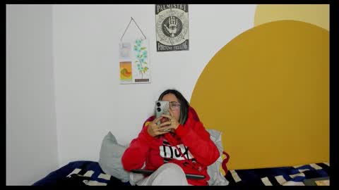 Snapshot of waningrosee chatting on 11-14-25, 10:51 Waningrose Lu online show from 11-14-25, 10:51