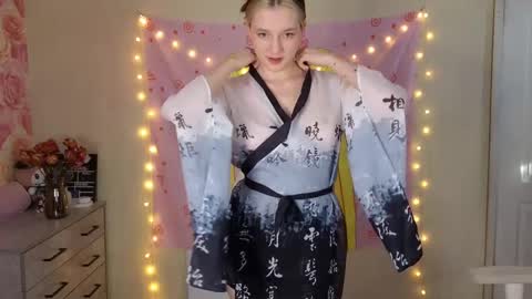 Kate online show from 03-02-25, 05:12