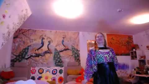 Emilia inst  online show from 11-23-25, 04:45