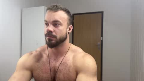 Snapshot of wannaseeyourface chatting on 02-21-25, 07:23 new online show from 02-21-25, 07:23