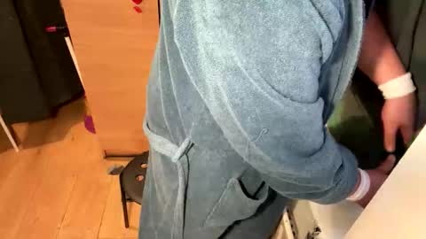 wanted10110 online show from 10-10-25, 09:08