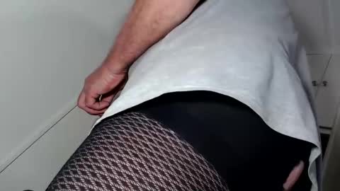 wants online show from 12-28-24, 08:05