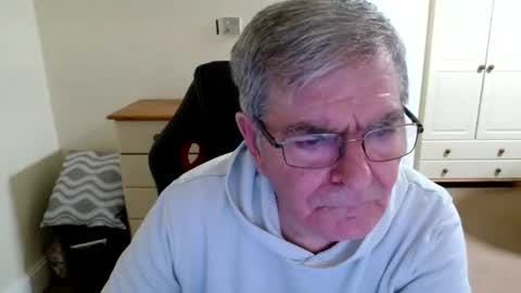 Snapshot of wanttobefree90 chatting on 06-13-26, 07:12 wanttobefree90 online show from 06-13-26, 07:12