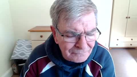Snapshot of wanttobefree90 chatting on 06-14-26, 08:05 wanttobefree90 online show from 06-14-26, 08:05