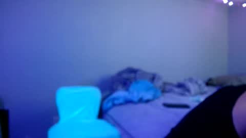Snapshot of wantu2cumnow chatting on 06-21-26, 11:46 wantu2cumnow online show from 06-21-26, 11:46