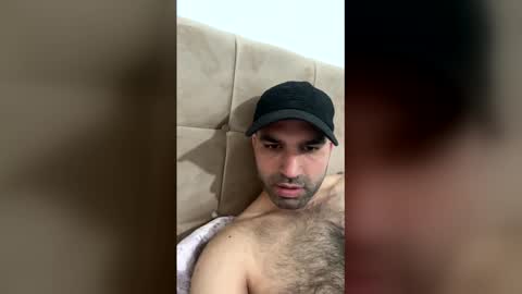 waqasshaukat762 online show from 04-18-26, 07:07