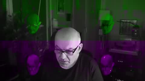 Snapshot of warp147 chatting on 09-30-25, 01:32 warp147 online show from 09-30-25, 01:32
