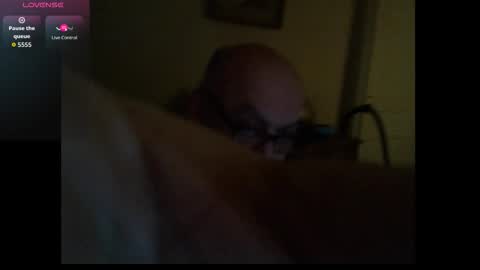 Snapshot of warp147 chatting on 11-10-25, 02:32 warp147 online show from 11-10-25, 02:32