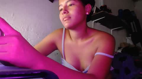 Snapshot of washbag14 chatting on 02-15-26, 03:09 washbag14 online show from 02-15-26, 03:09