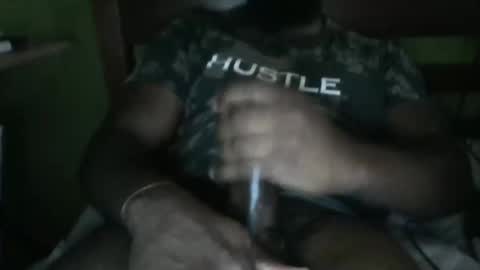 Snapshot of wattpep chatting on 05-19-26, 01:06 wattpep online show from 05-19-26, 01:06
