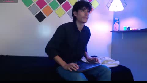 Snapshot of wayath chatting on 06-25-26, 11:04 Wayath online show from 06-25-26, 11:04