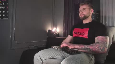 Wayne online show from 10-25-25, 04:53