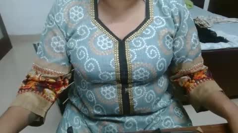 Snapshot of we_are_indian chatting on 03-12-25, 09:55 khushiwife kabirhubby kavyasexy gf online show from 03-12-25, 09:55