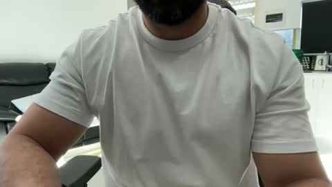 Weapon X online show from 10-22-25, 08:52