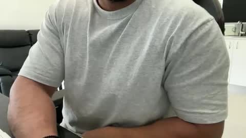 Weapon X online show from 04-08-26, 02:22