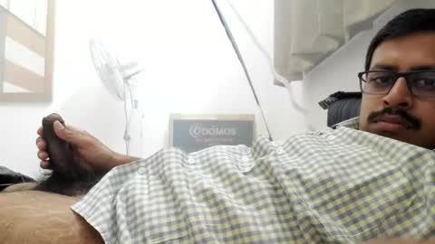 sexyguy online show from 05-25-26, 02:23