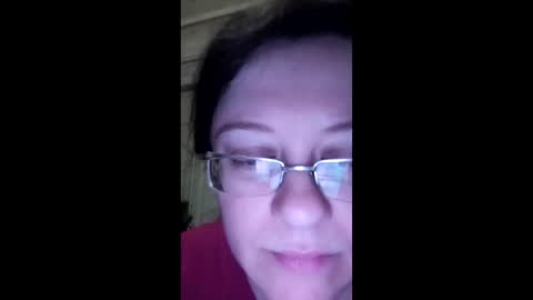 Snapshot of webgirl2 chatting on 01-06-25, 11:42 Marina online show from 01-06-25, 11:42