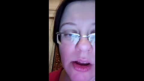 Snapshot of webgirl2 chatting on 02-10-25, 10:40 Marina online show from 02-10-25, 10:40