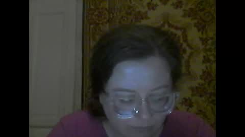 Snapshot of webgirl2 chatting on 09-30-25, 08:14 Marina online show from 09-30-25, 08:14