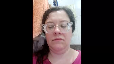 Snapshot of webgirl2 chatting on 10-05-25, 11:35 Marina online show from 10-05-25, 11:35