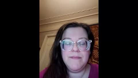 Marina online show from 12-20-25, 10:06