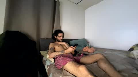 ShootingWebs online show from 05-20-26, 04:40