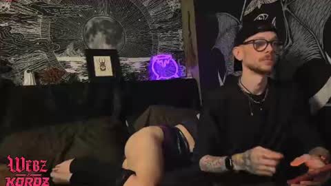 Snapshot of webz_and_kordz chatting on 06-26-26, 04:17 WebzKordz online show from 06-26-26, 04:17