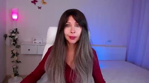 Snapshot of wendifoster chatting on 09-11-25, 08:20 Wendi Foster online show from 09-11-25, 08:20