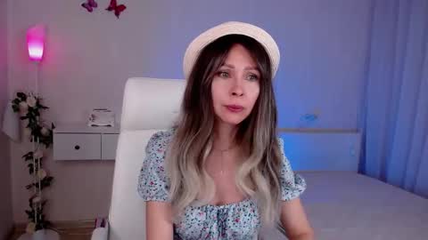 Wendi Foster online show from 04-08-26, 08:53