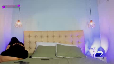 Wendolyn online show from 07-21-26, 02:19